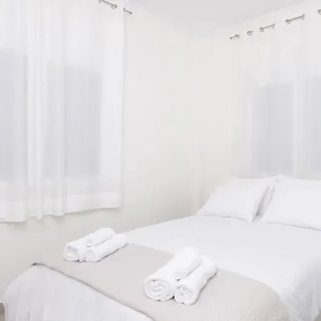 Apartment Zografou House Living By 8essentially Athen
